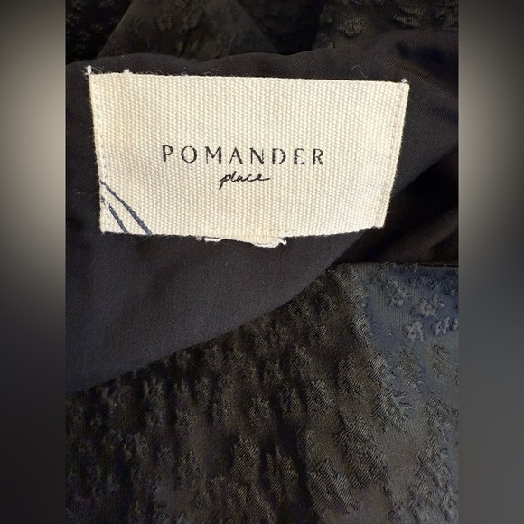 Pomander Place by Tuckernuck Black Jacquard Lyla Black Blouse size XXL - Picture 4 of 14